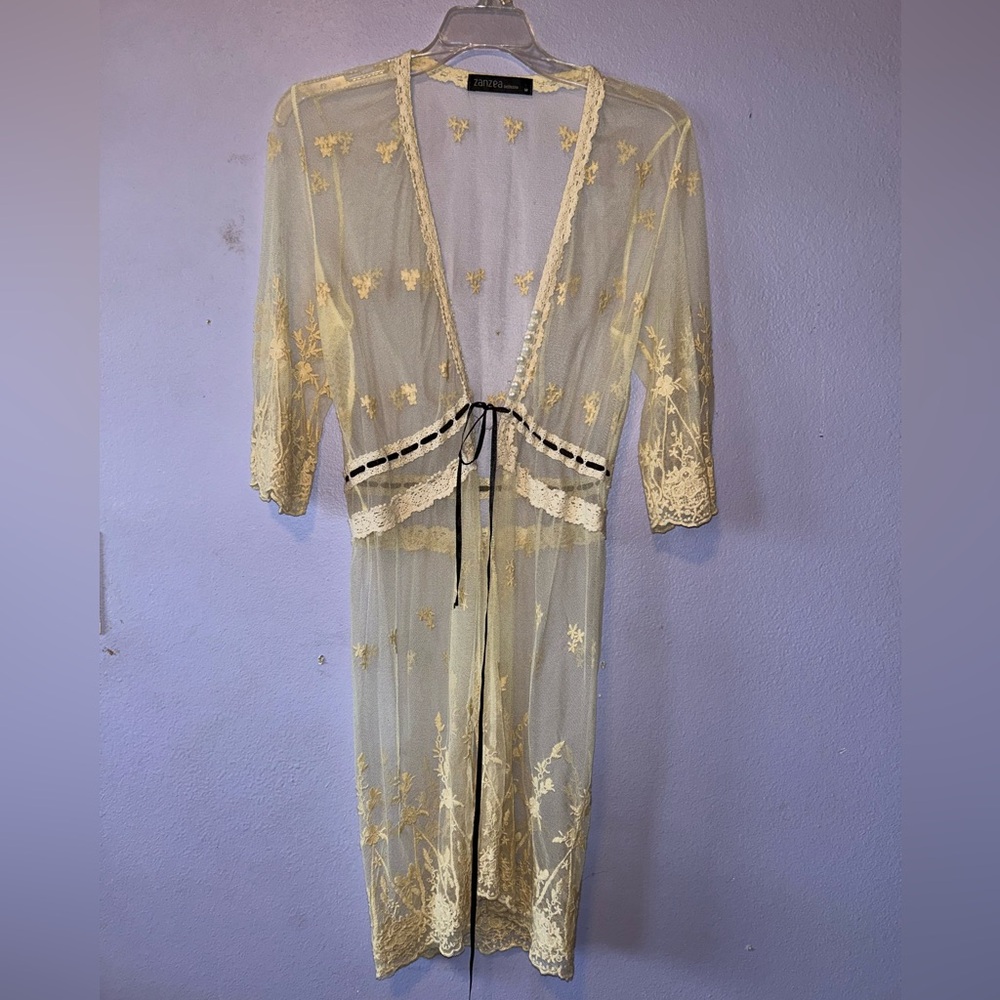 Elegant Sheer Lace Robe in Cream
